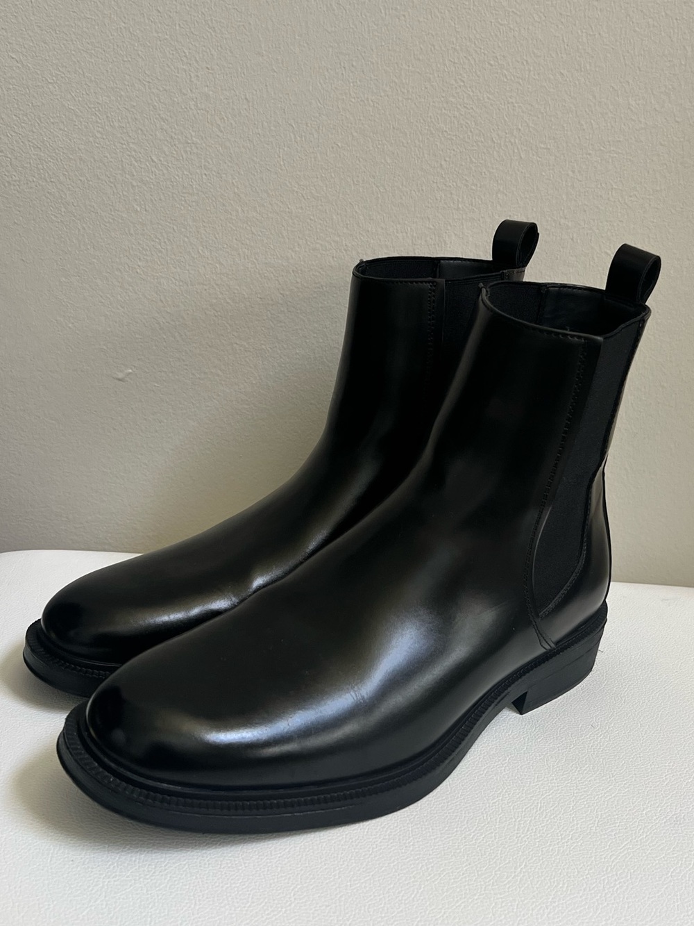 ZARA Men's Black Chelsea Boots - Sleek Leather Ankle Boots SZ 11 (44) PRE-OWNED